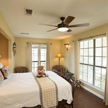 Lakehouse Bed And Breakfast Canyon Lake Bagian luar foto