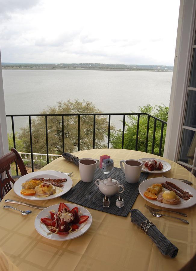 Lakehouse Bed And Breakfast Canyon Lake Bagian luar foto