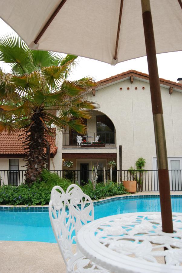 Lakehouse Bed And Breakfast Canyon Lake Bagian luar foto