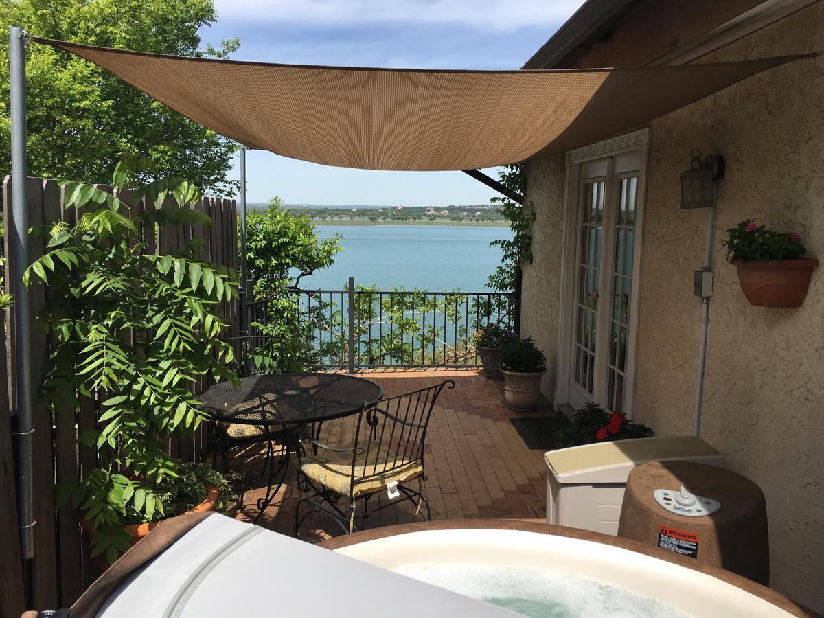 Lakehouse Bed And Breakfast Canyon Lake Bagian luar foto