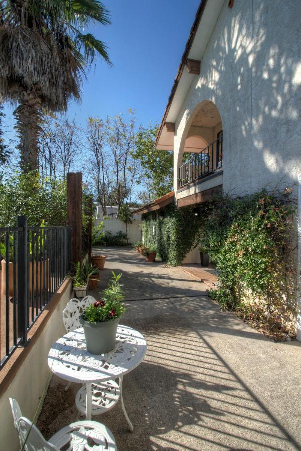 Lakehouse Bed And Breakfast Canyon Lake Bagian luar foto